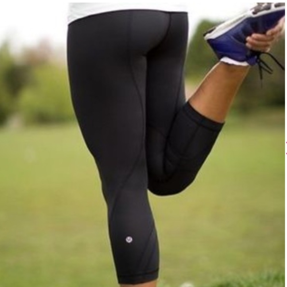 Lululemon Run Inspire Crop I Black Legging Pant Size 6